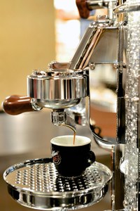 Moka: il rito del caffè tra le mura di casa